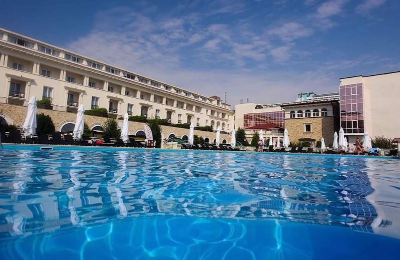 hotelul lui gică hagi de la mamaia