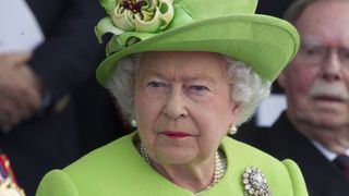 Regina Elisabeta a II-a își va cunoaște strănepoata. Întâlnirea vine cu ocazia Jubileului de Platină