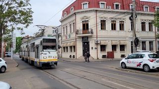 VIDEO - Mai multe mijloace de transport în comun din București circulă fără aer condiționat. STB spune că nu are piesele necesare pentru a îl pune în funcțiune