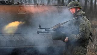 Război Rusia - Ucraina, ziua 102. Explozii puternice în capitala Kiev. O centrală nucleară în pericol. Lupte de stradă se dau la Severdonețk