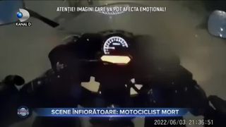 Scene infioratoare - motociclist mort
