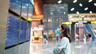 VIDEO - Zeci de pasageri au rămas blocați pe aeroportul din Sibiu