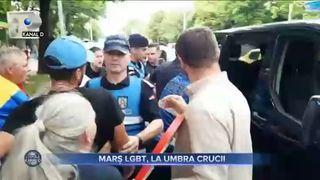 Marșul LGBT, la umbra crucii