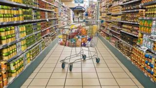  Două supermarketuri cunoscute în țară au fost închise temporar la Brașov