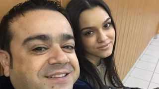 adrian-minune-se-lasa-de-cantat