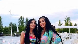 Marymar, logodnica lui Tzancă Uraganu, are cu se mândri. Are o mamă sexy și extrem de tânără