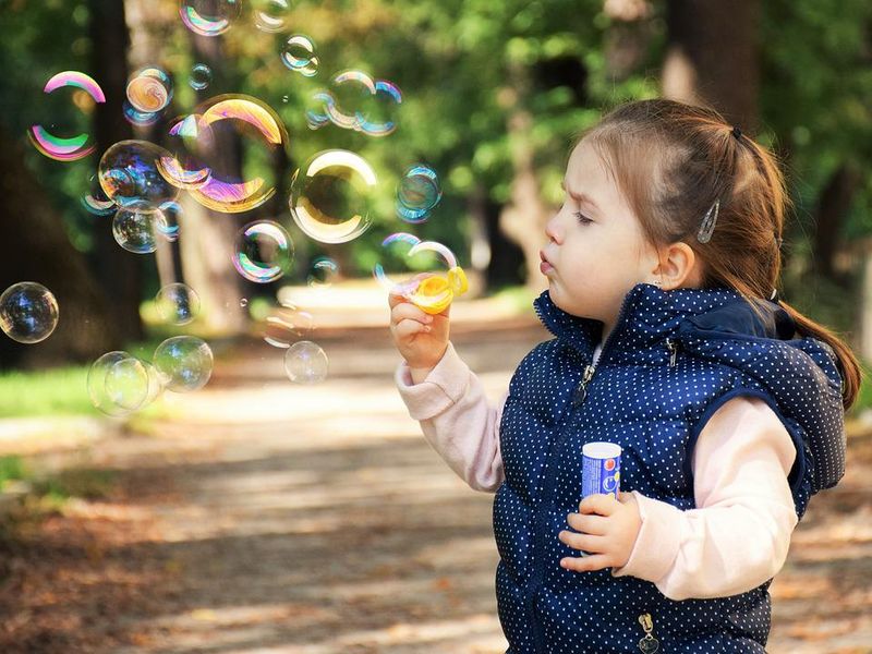 Mesaje pentru ultima zi de grădiniță: Urări frumoase pentru copiii care merg la şcoală în toamnă