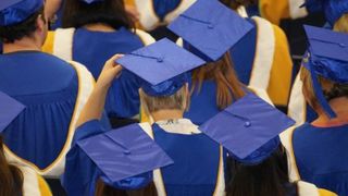 Mesaje pentru ultima zi de şcoală. Urări și felicitări frumoase pentru elevi