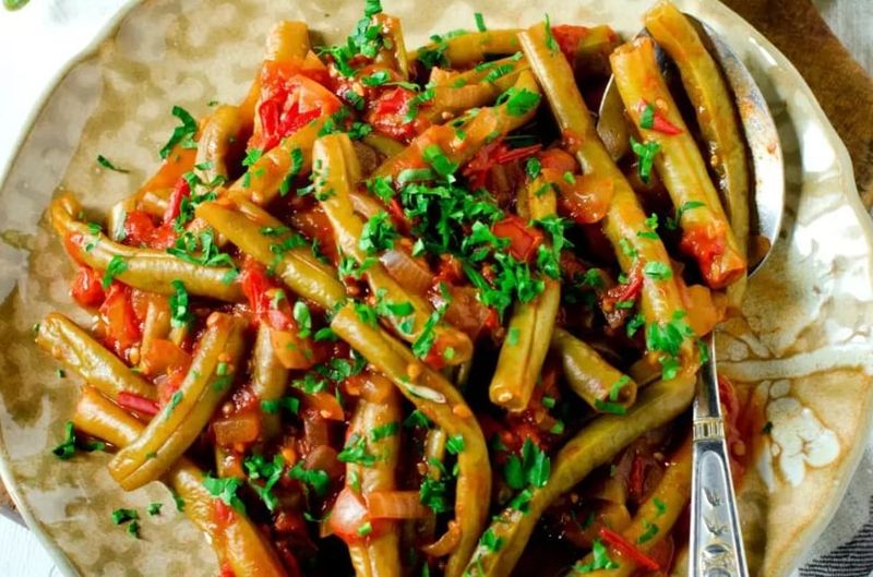 Fasole verde cu usturoi. Cum se prepară ca să iasă super gustoasă