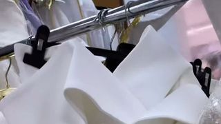 Andreea Mantea s-a filmat printre rochiile de mireasă și s-a oprit la una! Cum arată rochia perfectă pentru prezentatoarea emisiunii Casa Iubirii?