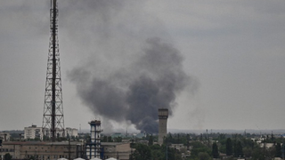 Incendiu puternic la uzina Azov din Severodoneţk, cauzat de rachete ale trupelor rusești