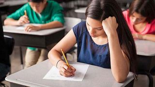 Edu.ro Subiecte Evaluare Națională 2022 Română. Au fost subiectele dificile? Le poți vedea aici, punct cu punct