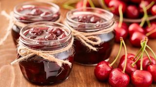 Gem de cireșe. Rețeta, pas cu pas. Este delicios pentru micul dejun