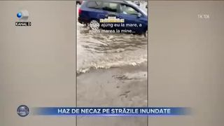 Haz de necaz pe străzile inundate