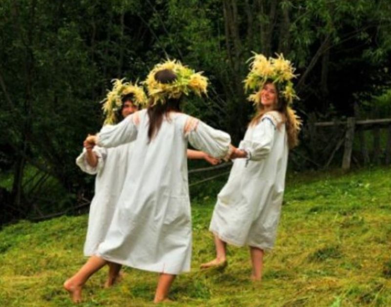 Ce nu se face, sub nicio formă, de Sânziene 2022? Sărbătoare mare