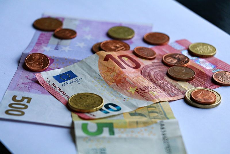 Curs valutar BNR azi, 17 iunie 2022. Cum evoluează euro? Anunțul făcut de Banca Națională