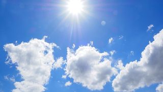 Un val de căldură african se îndreaptă spre România. Se vor înregistra temperaturi de 35 de grade