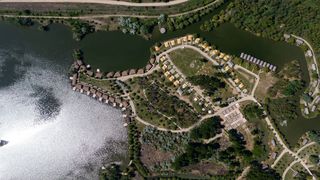 Sâmbătă, începând cu ora 15.00, echipa   vă invită într-un periplu ce se întinde din Țara Zărandului până în dulcea Moldovă