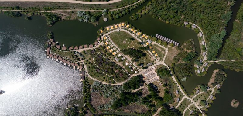 Sâmbătă, începând cu ora 15.00, echipa <ROventura> vă invită într-un periplu ce se întinde din Țara Zărandului până în dulcea Moldovă