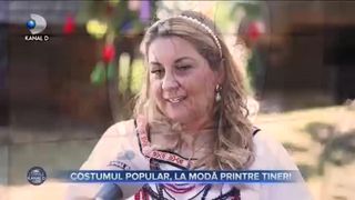Costumul popular, la modă printre tineri