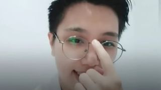 O femeie a aflat după 10 luni că soțul ei este, de fapt, tot femeie