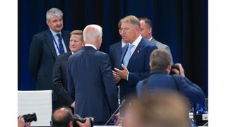 klaus iohannis joe biden summit nato madrid