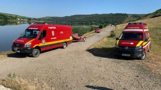 Tragedie în Cluj: Un tânăr a murit înecat lacul Țaga Mare. Scafandri l-au găsit după o zi întreagă de căutări