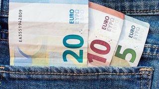 Curs valutar BNR azi, 1 iulie 2022. Ce se &icirc;nt&acirc;mplă cu moneda euro? Anunțul oficial