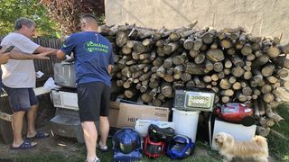 Românii scapă de electrocasnicele vechi, iar copiii lor se joacă de-a reciclarea în campania „România Reciclează”