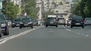 VIDEO - Asfaltul, betonul și clădirile din București transformă orașul într-o insulă de căldură. Temperaturile resimțite sunt de peste 45 de grade