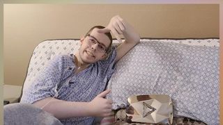 "Dacă vedeți acest clip, înseamnă că am murit". Un celebru YouTuber de 23 de ani, cunoscut pentru jocul Minecraft, a fost răpus de o boală cruntă (VIDEO)