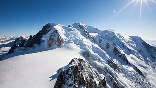 Ultimele informații din munții Alpi: Cei trei români dispăruți, în urma prăbușirii ghețarului, sunt în siguranță