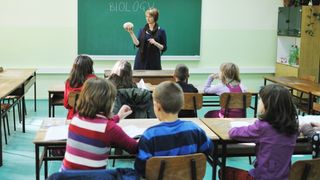 Modificare în noul Regulament de organizare în școli. Elevii nu mai pot fi exmatriculați