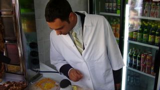  Un restaurant din București a fost amendat pentru mai multe nereguli