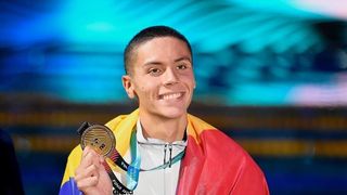 Aur pentru David Popovici la 200 m liber la campionatele europene de înot pentru juniori
