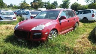 Șase mașini căutate de autoritățile poloneze pentru confiscare, oprite la intrarea în România