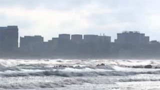  Valuri de peste doi metri pe litoral. Pericol de înec