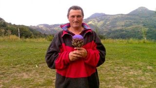 Ce se va întâmpla cu „Copiii Soarelui” după ce liderul comunității, Adi de la Brad, a decedat