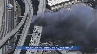 Incendiu puternic pe autostradă