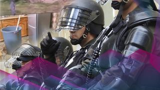 VIDEO | Cocaină de 200.000 de euro descoperită într-un laborator de extragere de la noi din țară