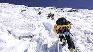 Topul celor mai mari tragedii montane din istorie. Una dintre cele mai mari tragedii s-a produs în România