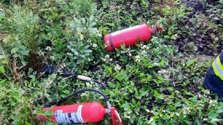 Locomotiva unui tren care transporta gr&acirc;u a luat foc. Mecanicul a avut nevoie de &icirc;ngrijiri medicale