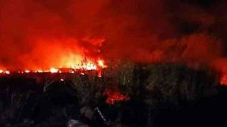 VIDEO | Tragedie în Grecia: Un avion cargo s-a prăbuşit. Opt persoane au murit