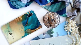 Personalizează-ți telefonul cu o husă în spiritul verii