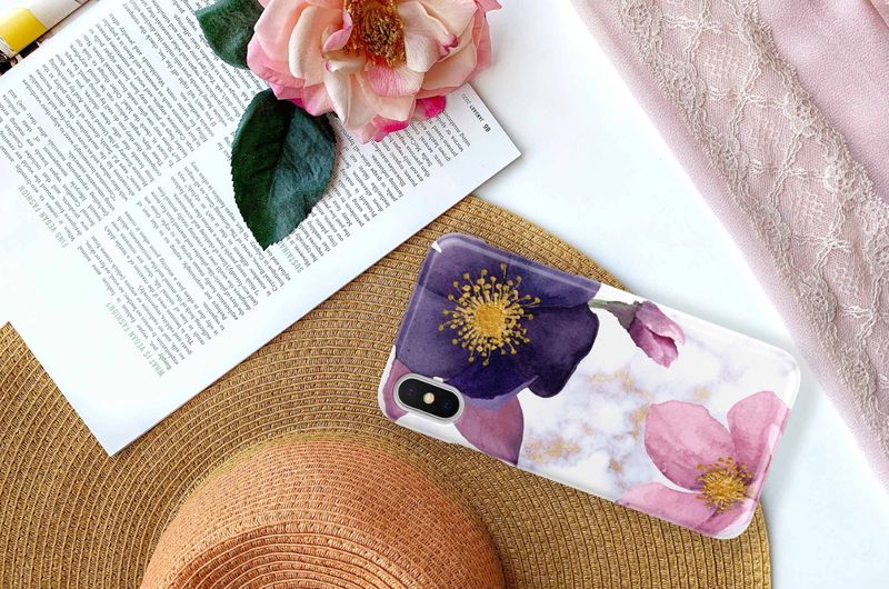 Personalizează-ți telefonul cu o husă în spiritul verii