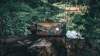 Personalizează-ți telefonul cu o husă în spiritul verii