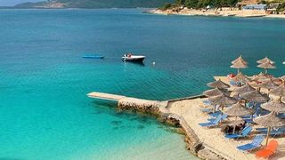 plaje albania