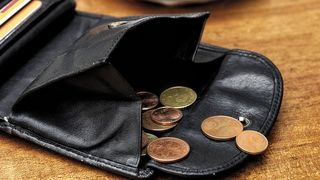 Curs valutar BNR azi, 19 iulie 2022. Evoluția monedei euro și a dolarului