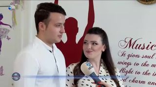 Mii de programări pentru dansul mirilor