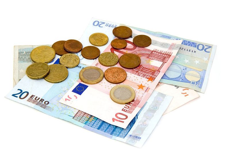 Curs valutar BNR azi, 20 iulie 2022. La ce valoare a ajuns euro? Anunțul oficial